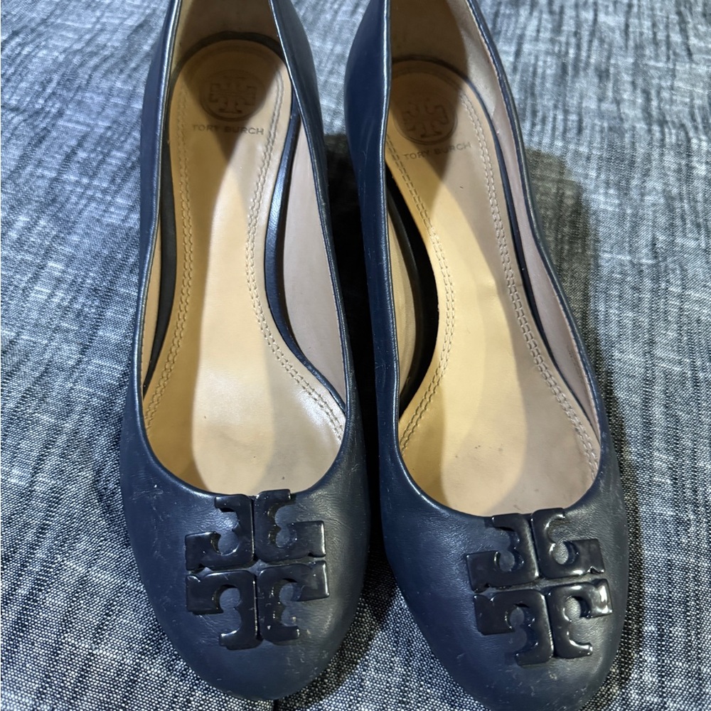 Tory Burch Navy Leather Logo Wedges